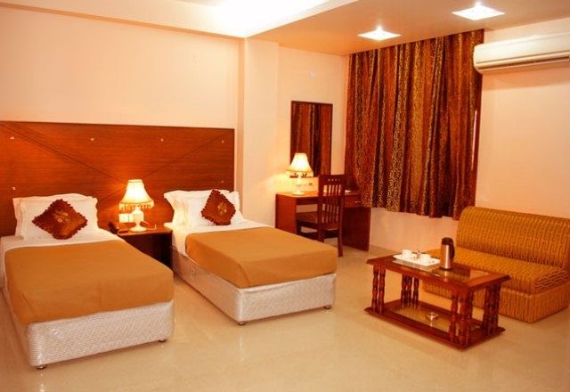 Hotel Kyron Delhi Kültér fotó