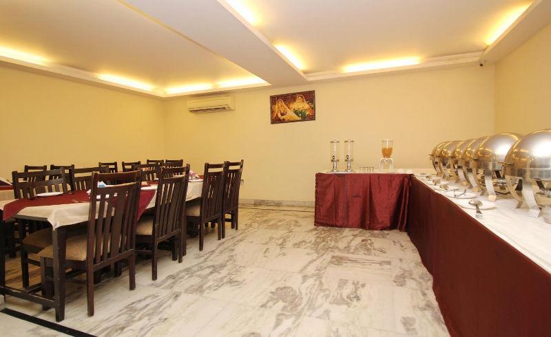Hotel Kyron Delhi Kültér fotó