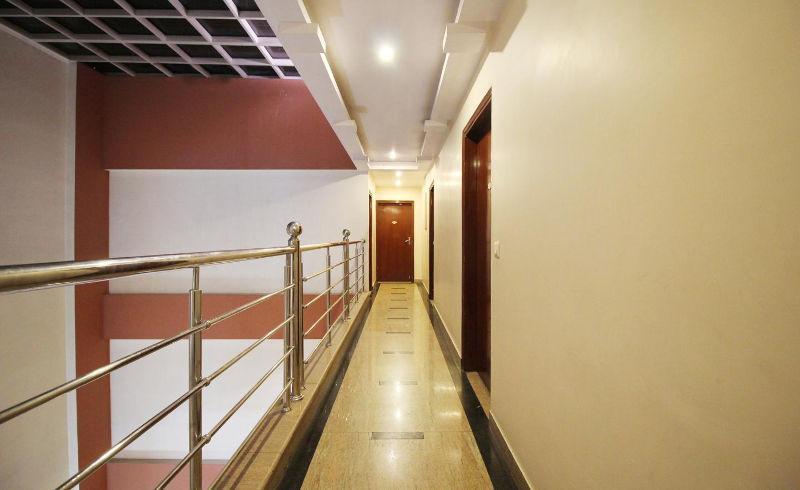 Hotel Kyron Delhi Kültér fotó