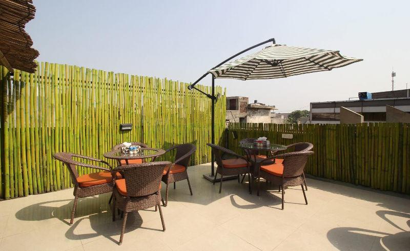 Hotel Kyron Delhi Kültér fotó